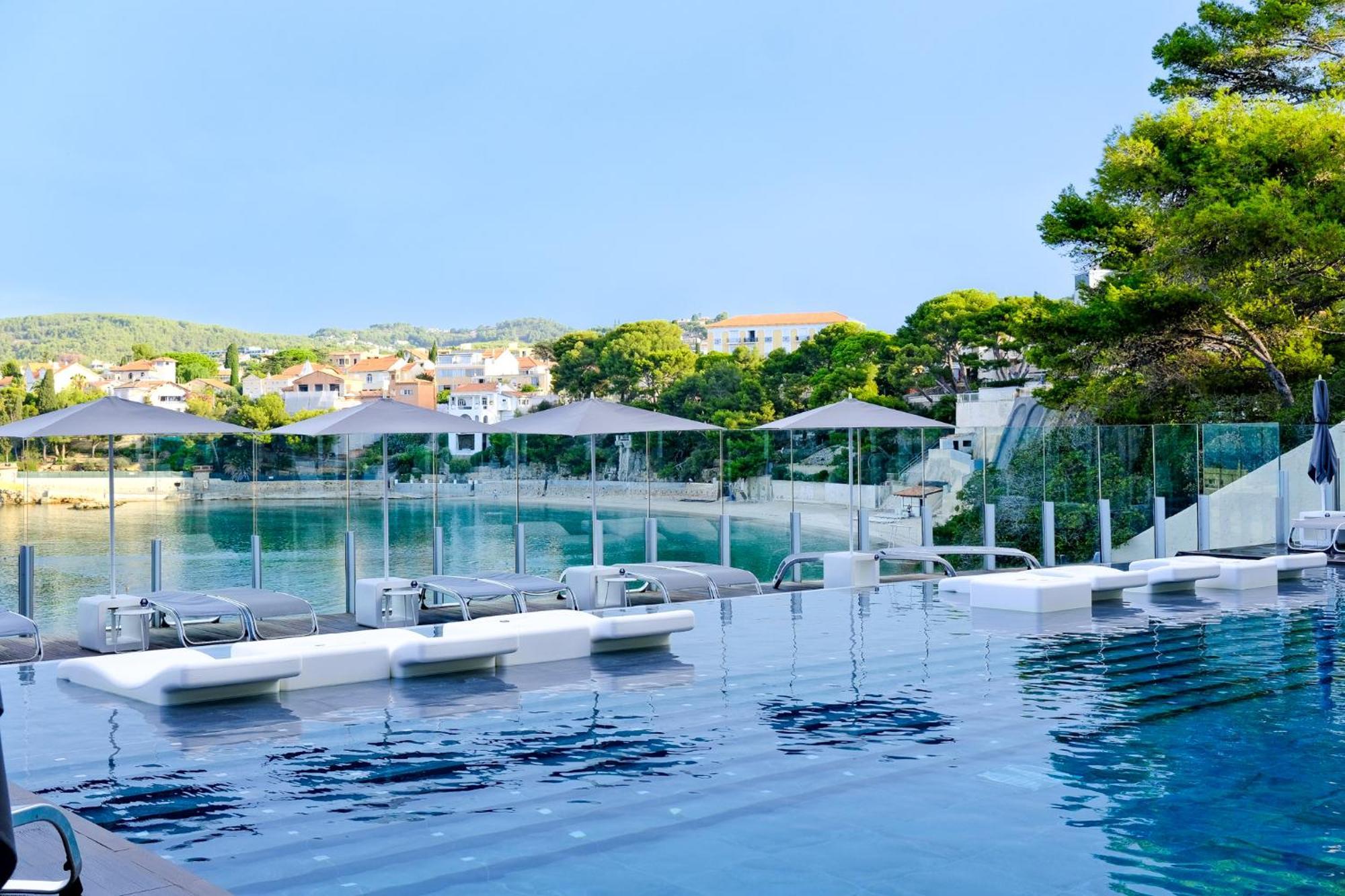 Thalazur Bandol Ile Rousse - Hotel & Spa Exteriör bild